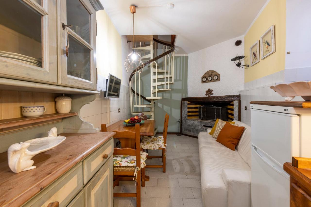 Rustico Terra Cielo - Renovated In 2023 Lägenhet Ramponio Exteriör bild